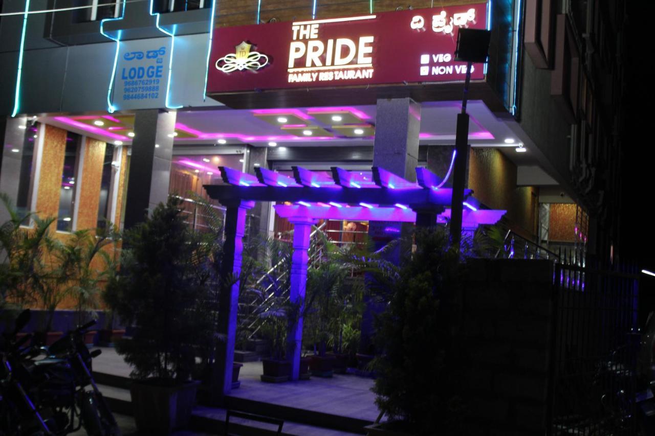 Golden Pride Hotel Kanakapura Buitenkant foto