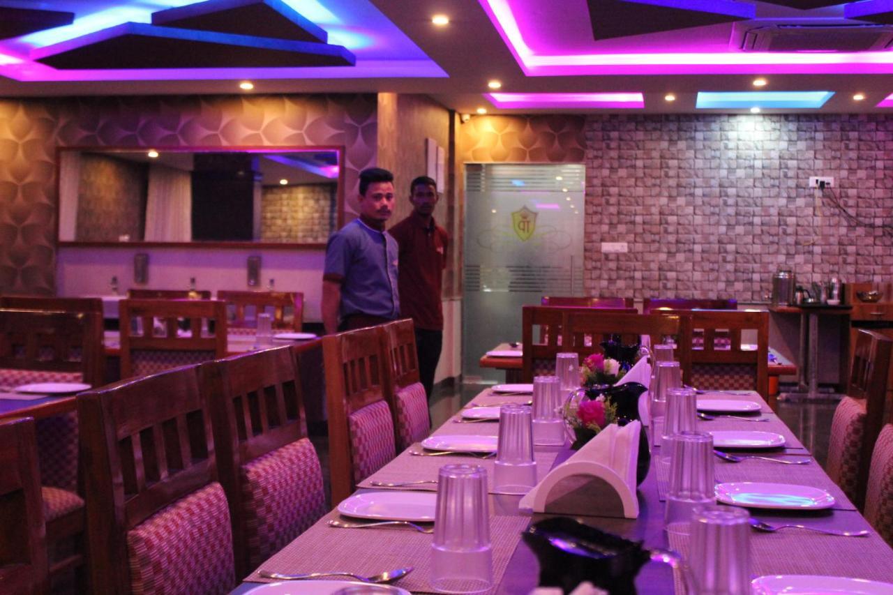 Golden Pride Hotel Kanakapura Buitenkant foto
